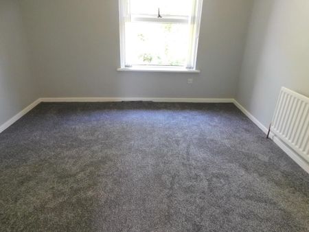 10 Woodview Crescent, Trillick, Omagh, BT78 3SR - Photo 2