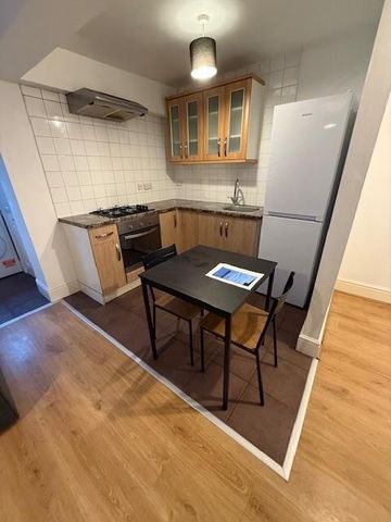 1 bedroom ground floor flat to rent - Photo 5
