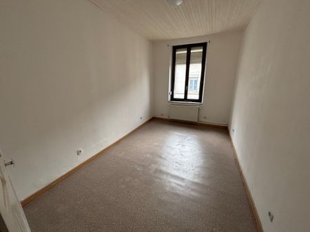 Location Appartement 5 pièces 85m² JOEUF 54240 - Photo 2