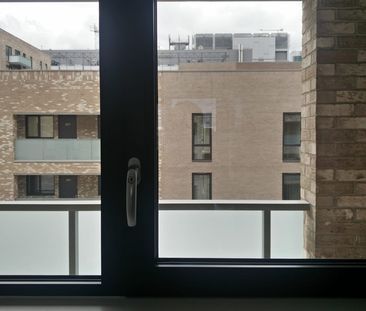 1 Bed Flat, Chainmakers House, E14 - Photo 3