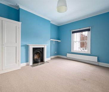 5 bedroom terraced house to rent - Photo 6