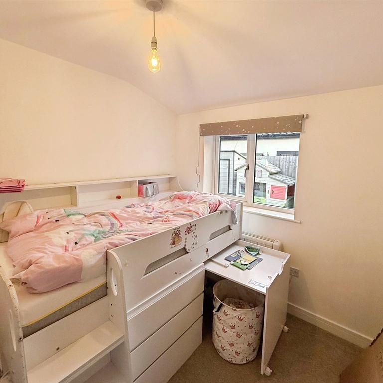 3 bedroom bungalow to rent - Photo 1