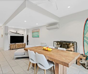 Stylish 3-Bedroom Townhouse in Brightwater! - Photo 3