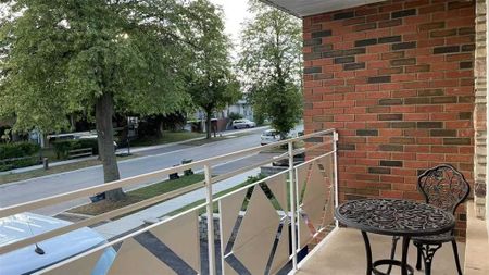 For Lease - 91 Mintwood Drive, Toronto, Ontario - Photo 3