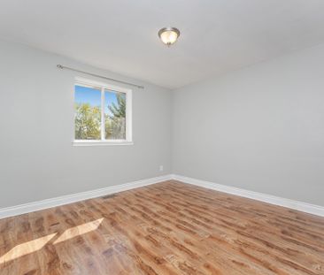 For Lease - 61 Avondale Boulevard, Brampton, Ontario - Photo 4