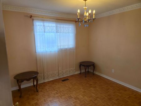 For Lease - 2470 Wynten Way Unit# 2, Oakville, Ontario - Photo 5