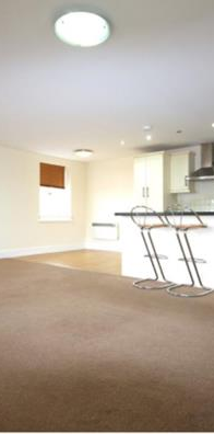 London Road - Photo 1