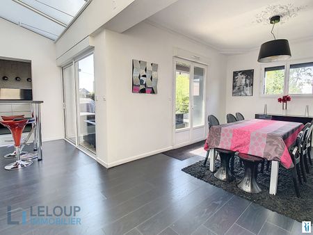 Location Maison 6 pièces 130m² ROUEN 76000 - Photo 3