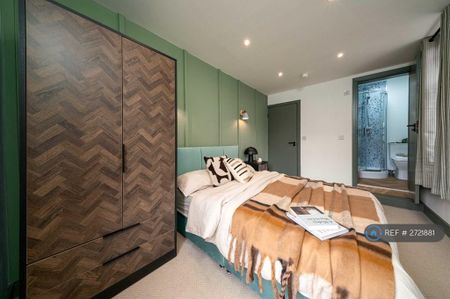 1 bedroom in a house share to rent - Photo 3