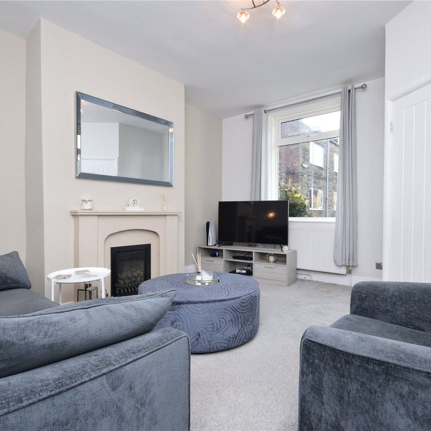 10, South Street, Morley, Leeds, West Yorkshire, LS27 8AT - Photo 1