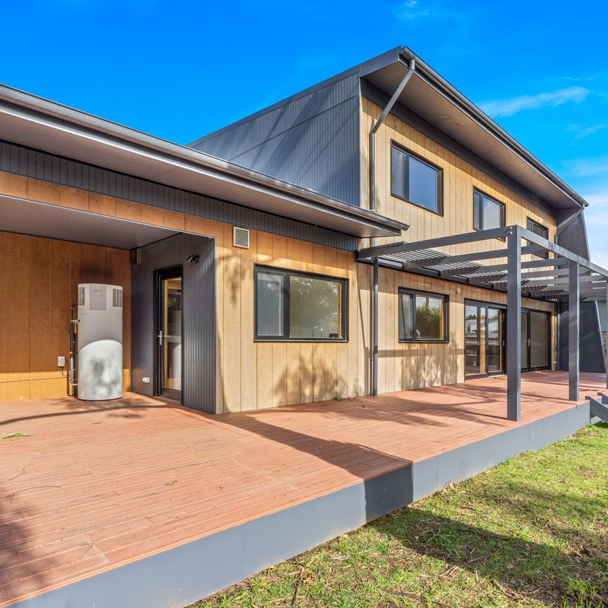 Energy Efficient Excellence - Passive Home In The Ranges - Photo 1