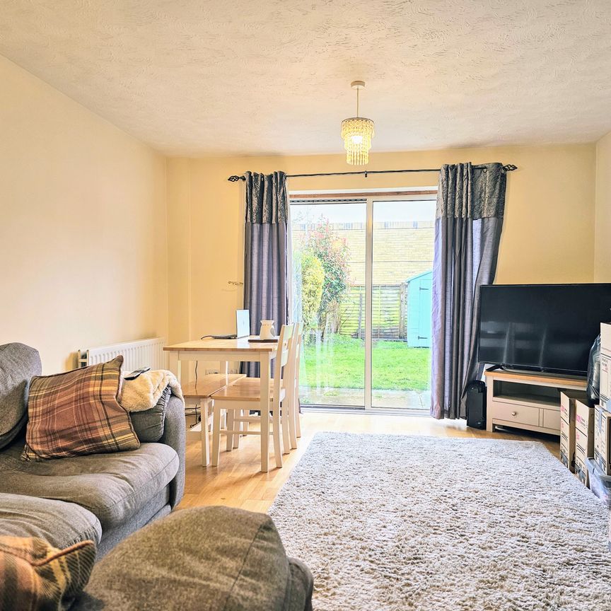 2 bedroom house to rent Hart Close, New Milton, BH25 - Photo 1