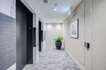 For Lease - 3250 Carding Mill Trail Unit# 401, Oakville, Ontario - Photo 5