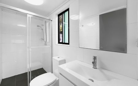 Spacious Family Home in Quiet Location - Photo 3