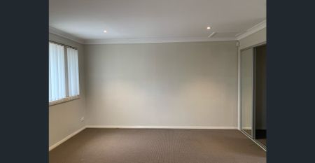 Modern Studio - Photo 2