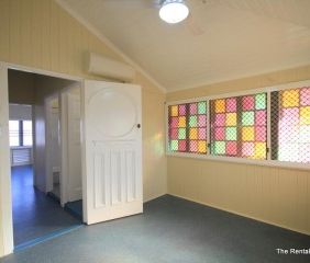 NEAT & TIDY - GREAT LOCATION - Photo 5