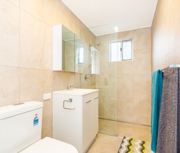 2/42a Thomas Street, Clontarf QLD 4019 - Apartment For Rent | Domain - Photo 5