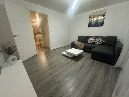 2 Bed Terraced House, Morton Hall Road, M12 - Photo 1