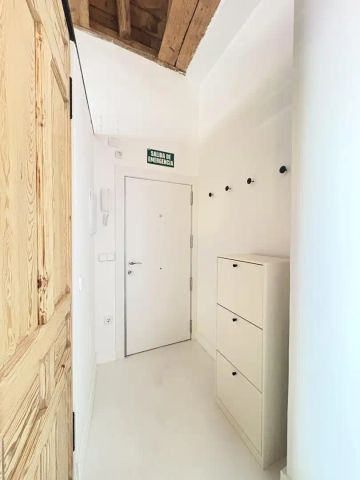Piso de alquiler en De la Palma, Universidad - Malasaña - Photo 2