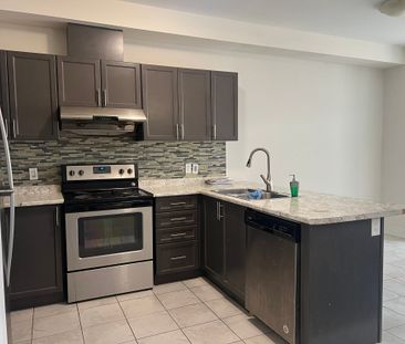 For Lease - 194 Northvale Road Unit# Upper, Markham, Ontario - Photo 2