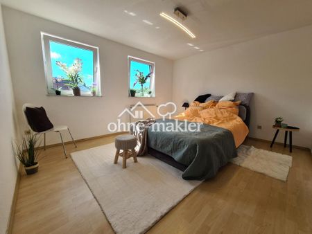 Charmante Dachgeschosswohnung mit Einbauküche – sofort verfügbar! - Photo 4