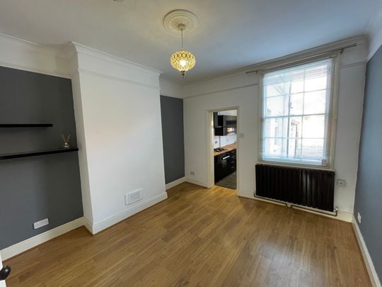 2 bedroom Mid Terraced House to let - Photo 1