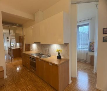 2-pokojowe mieszkanie, 41 m² z garażem i loggią 41 m² - Фото 4