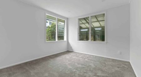 Perfect Looking! - Photo 2