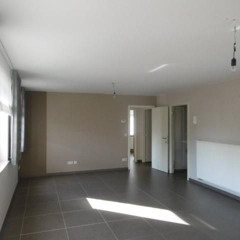 Appartement - Te huur - Photo 1