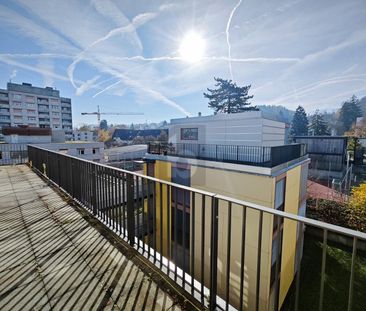 LICHTDURCHFLUTET MIT ZWEI GROSSEN BALKONEN - Photo 1