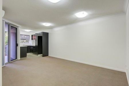 Labrador Apartment - Central Location - Photo 2