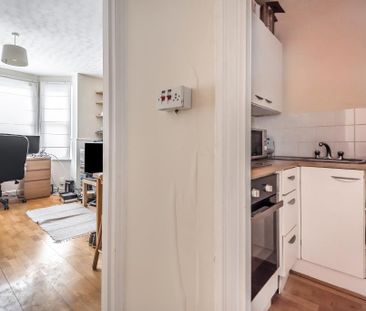 1 bedroom flat to rent - Photo 5