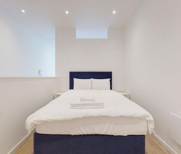 Studio to rent - Photo 1