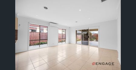 Stunning Family Home for Lease - Photo 4