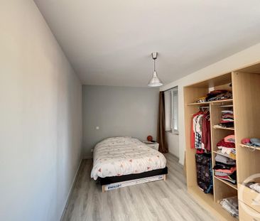 Location Appartement 2 pièces 45m² RIOM 63200 - Photo 3