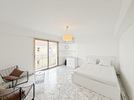 Location Appartement 1 pièce 35m² NICE 06200 - Photo 2