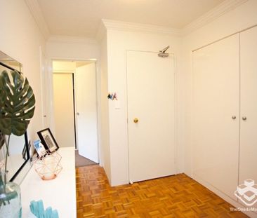 Executive Apartment Next to New Farm Park On Dixon St - Photo 1