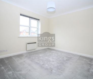 1 Bedroom Flat - Purpose Built To Let - Photo 3