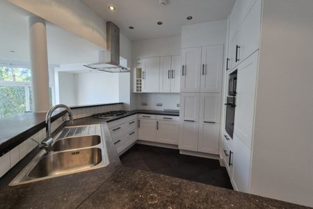 WOLUWE ST PIERRE - PROXIMITE STOCKEL - Photo 2