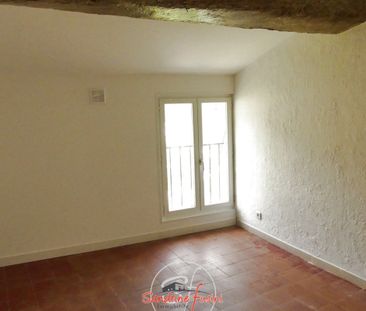 Petit deux pièces dans le village de Gattieres - Photo 5