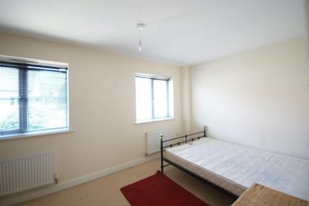 3 bedroom townhouse to rent - Photo 3