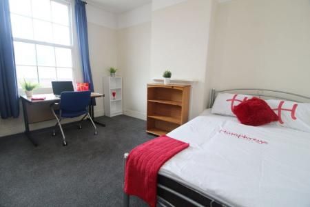 Glossop Road, S10 - Photo 1