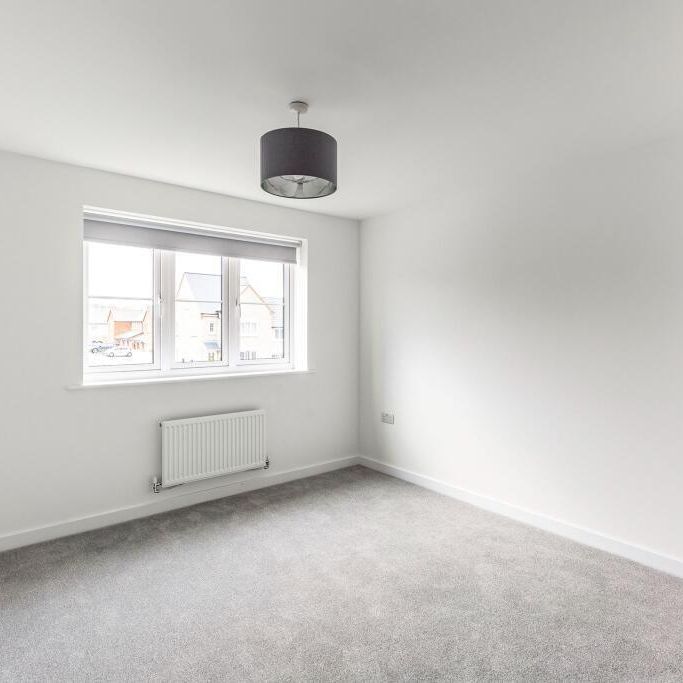 Menzel Road, Corby, Weldon - Photo 1