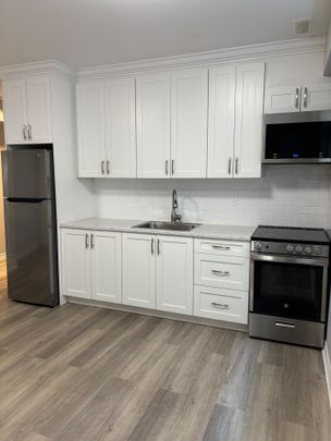 For Lease - 253 Augusta Avenue Unit# 202, Toronto, Ontario - Photo 1