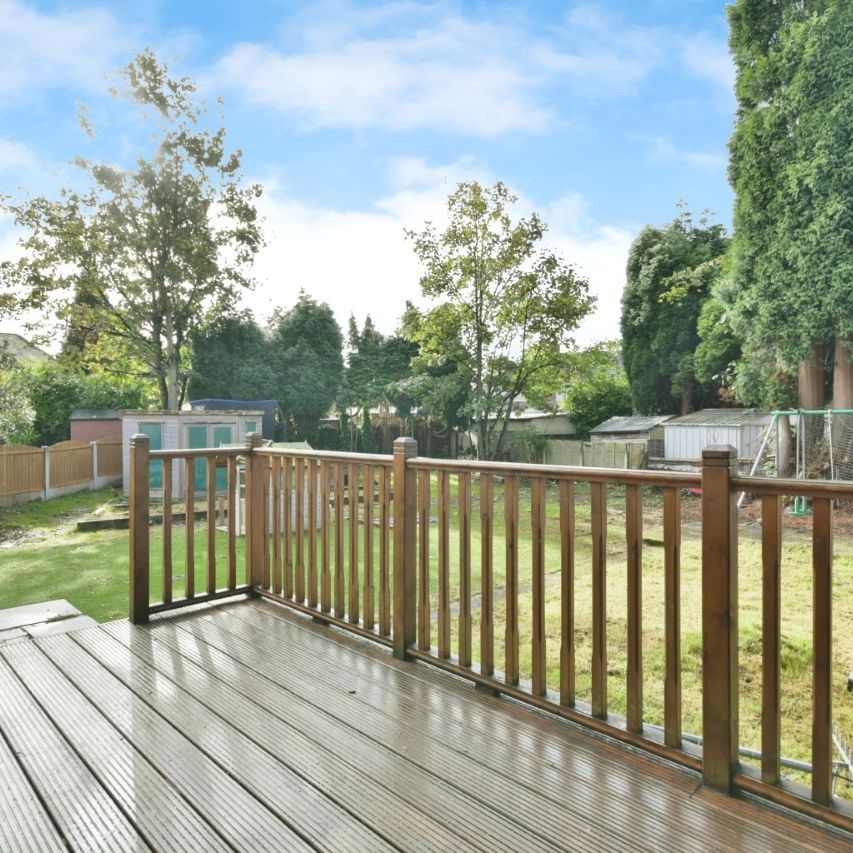 Modern 2-Bedroom Semi-Detached Home for Rent in a Peaceful Location - Photo 1
