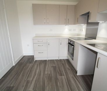 Roman Avenue, Exeter - Photo 5