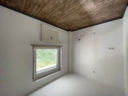 Geräumige 2-Zi.-Wohnung mit Balkon! - Photo 3