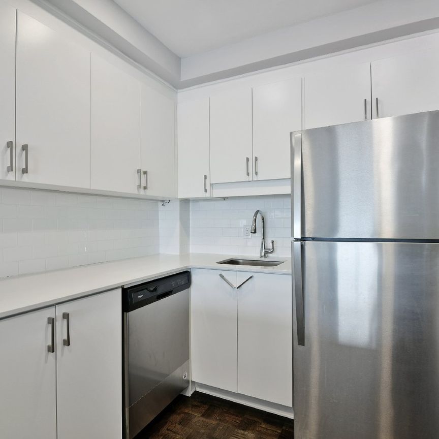 21 James Street - 309 - Photo 1