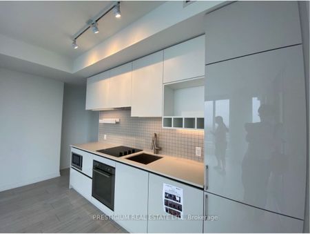 For Lease - 950 Portage Parkway Unit# 4206, Vaughan, Ontario - Photo 3