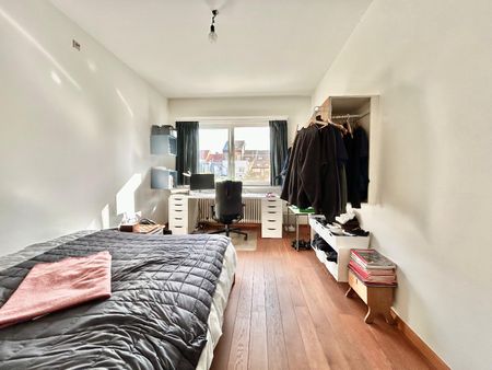 Rustgevend 3 slpk appartement met garage op een mooie locatie - Photo 4